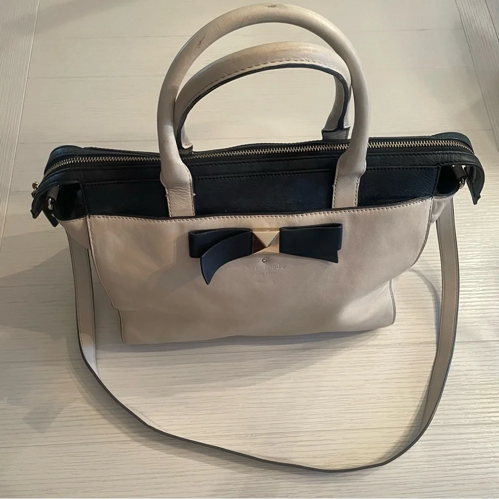 Kate Spade Pebbled Leather Satchel Shoulder Bag Black Nude Bow Purse - Picture 4 of 9